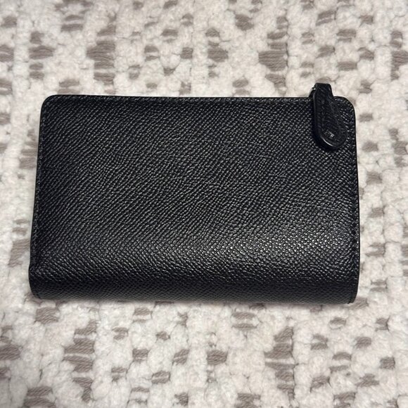 COACH Cross Grain Leather Medium Corner Zip Wallet Such Amazing Condition! EUC - Picture 8 of 16